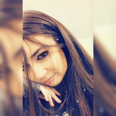 Profile Picture of Haley Mertz (@5foot1brunette) on Twitter