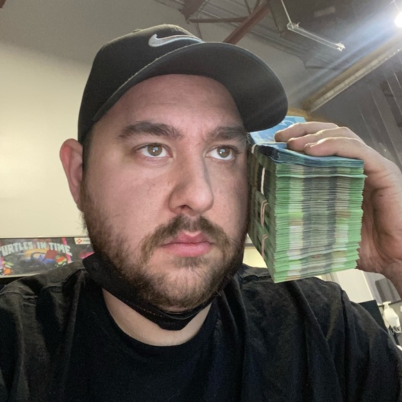 Profile Picture of Anthony Bell (@llebynohtna) on Poshmark
