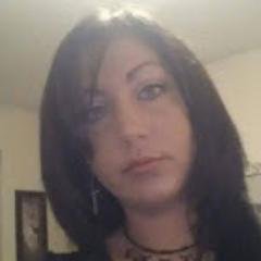 Profile Picture of Amanda Settlemire (@aesettlemire) on Twitter