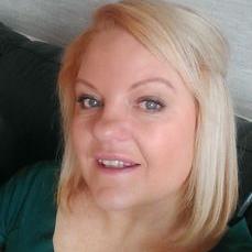 Profile Picture of Joanne Hackingon Twitter