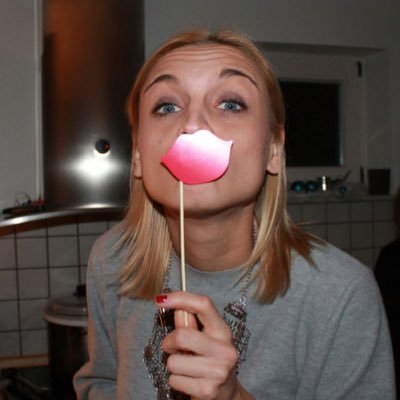 Profile Picture of Lesley Alber (@Lillilein1801) on Twitter