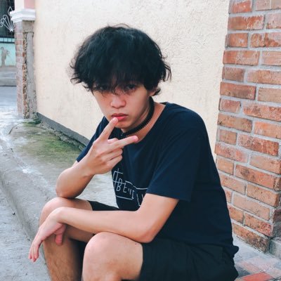 Profile Picture of Kenneth (@Ernest_stalker) on Twitter