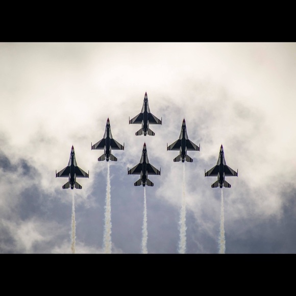 Profile Picture of John Swedensky (@sweden23) on Poshmark