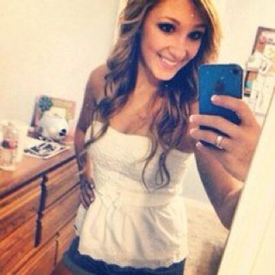 Profile Picture of Sarah Wright  ❤ (@TheGoldenSarah) on Twitter