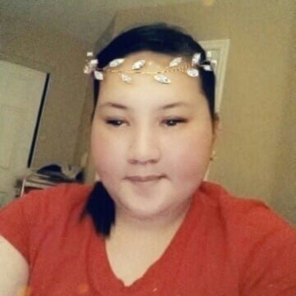 Profile Picture of Mhiky Dayrit (@prettykhay35) on Poshmark