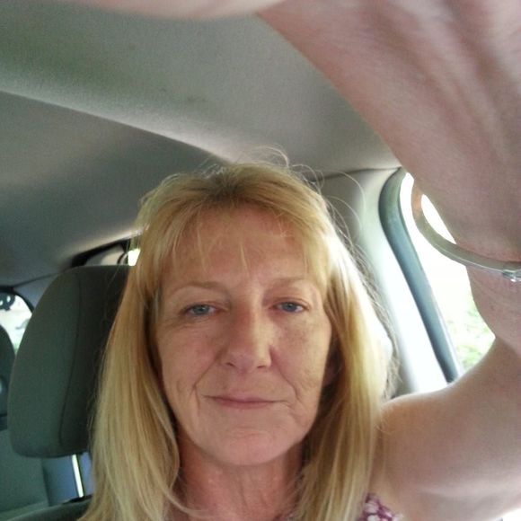 Profile Picture of Paula Odom (@creekgirl27) on Poshmark