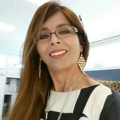 Profile Picture of Elizabeth Goldstein (@coastie_mom) on Twitter