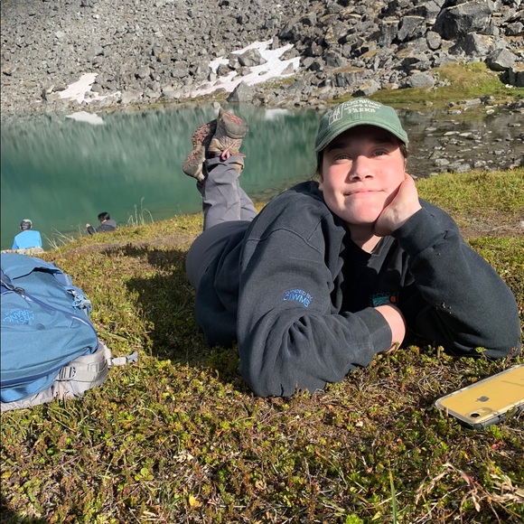 Profile Picture of Juliana Larosa (@julianalarosa) on Poshmark