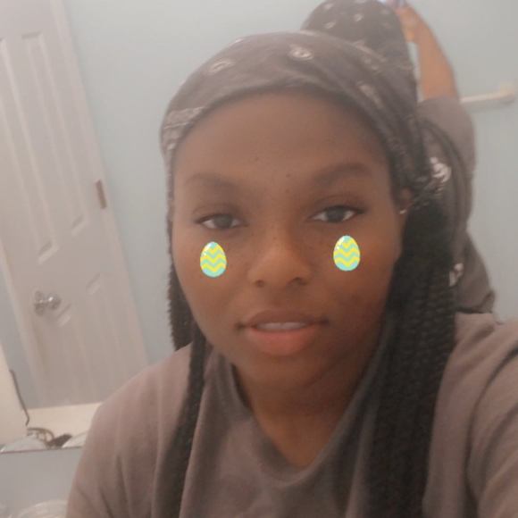 Profile Picture of Mia Scott (@lions400) on Poshmark