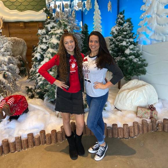 Profile Picture of Keri Gibby (@klgibby87) on Poshmark