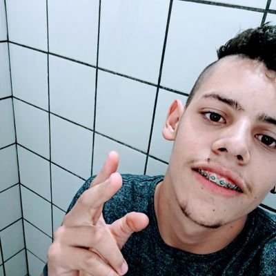 Profile Picture of Daniel Bernardi (@DanielB56367220) on Twitter