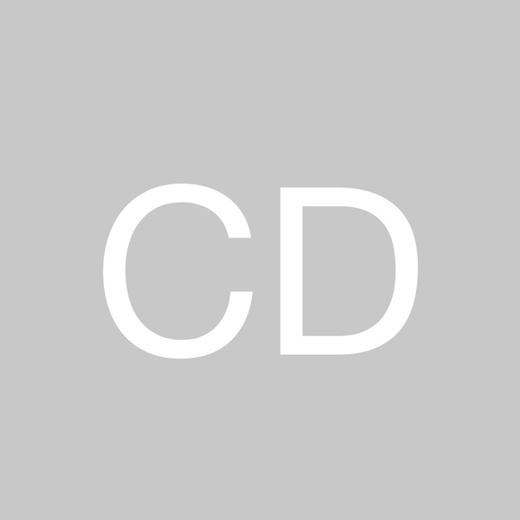 Claudia Dolinsky - Poshmark Profile Picture of Claudia Dolinsky (@purduephd) on Poshmark