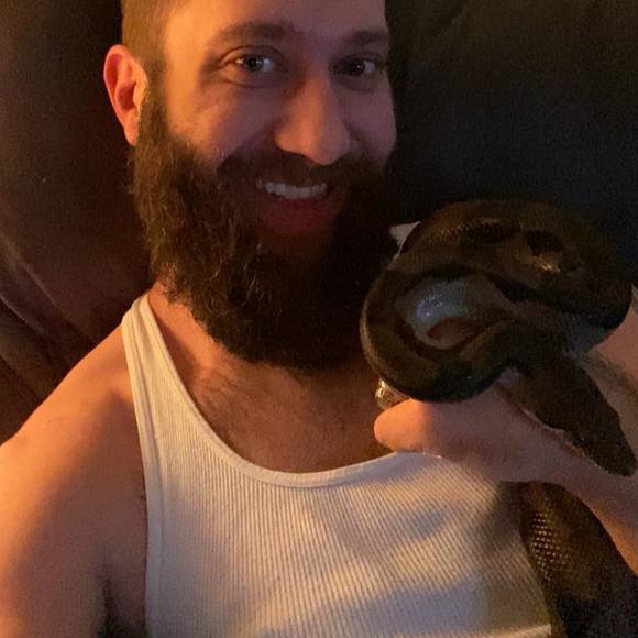Profile Picture of Dustin Hughes (@ddustinhughes1) on Poshmark