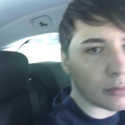 Profile Picture of Kiana Howell (@kiana_wade) on Twitter