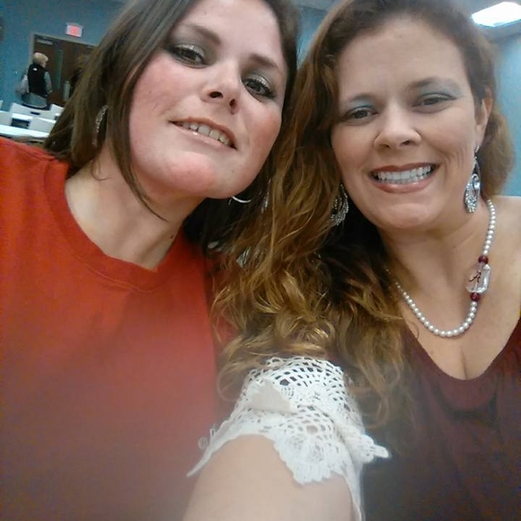 Profile Picture of Amy Trapp (@amytrapp1980) on Poshmark