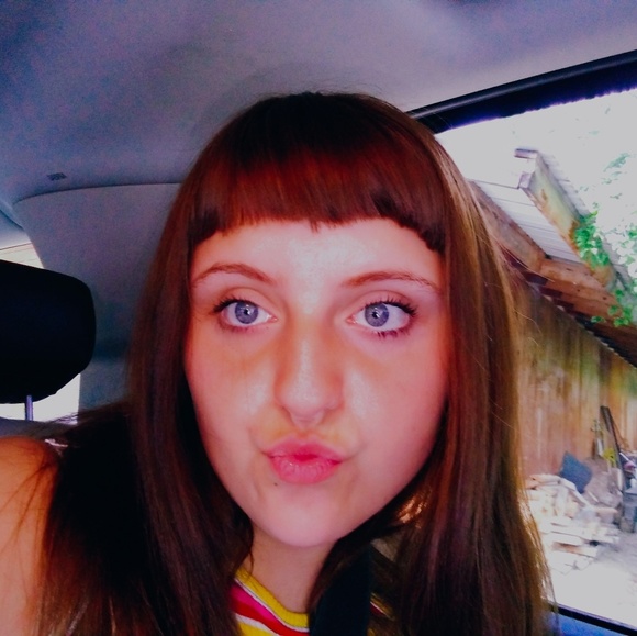 Profile Picture of Krista Wehrman (@kristawehr241) on Poshmark