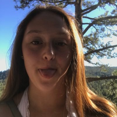 Profile Picture of Isabel Roberts (@izzyr72) on Twitter
