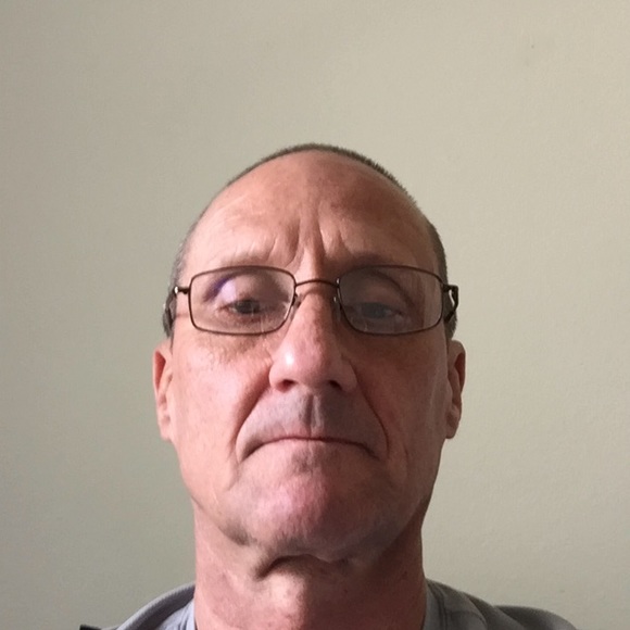 Profile Picture of Michael Lemon (@michaelemo) on Poshmark