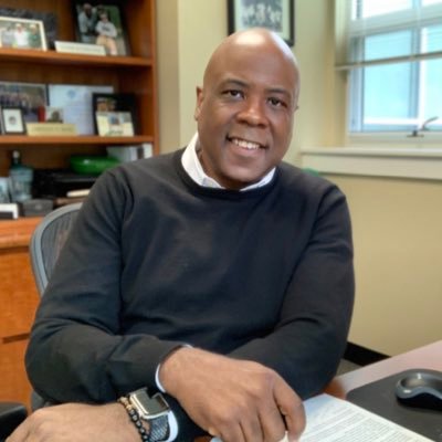 Profile Picture of Lawrence P. Ward (@kpnpace) on Twitter