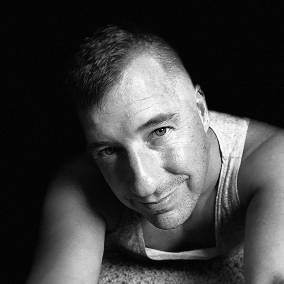 Profile Picture of Kevin Loughnane (@nyar3) on Poshmark