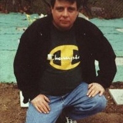 Profile Picture of David Wisniewski (@Hwtohell) on Twitter