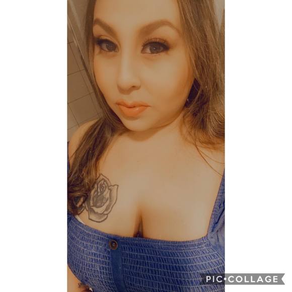 Profile Picture of Yvette Rivas (@yvetterivas100) on Poshmark