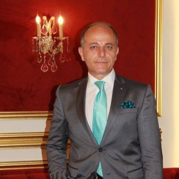 Profile Picture of Ihab Al-ali (@bahi1966) on Poshmark