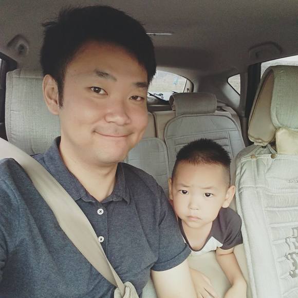 Profile Picture of Xiaohui Zhao (@18609915658) on Poshmark