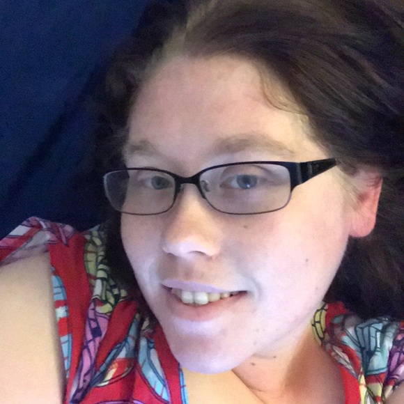 Profile Picture of Sylvia Harper (@oliviamom14) on Poshmark