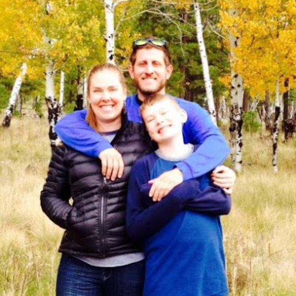 Profile Picture of Mckenzie Bevirt (@mbevirt83) on Poshmark