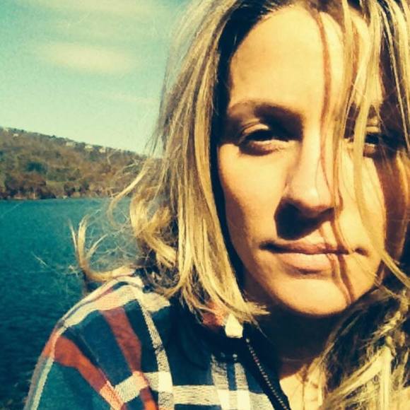 Profile Picture of Julia Griffith (@jcgriff) on Poshmark