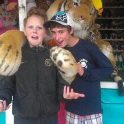 Profile Picture of Becky Chisholm (@BeckyMchisholm) on Twitter