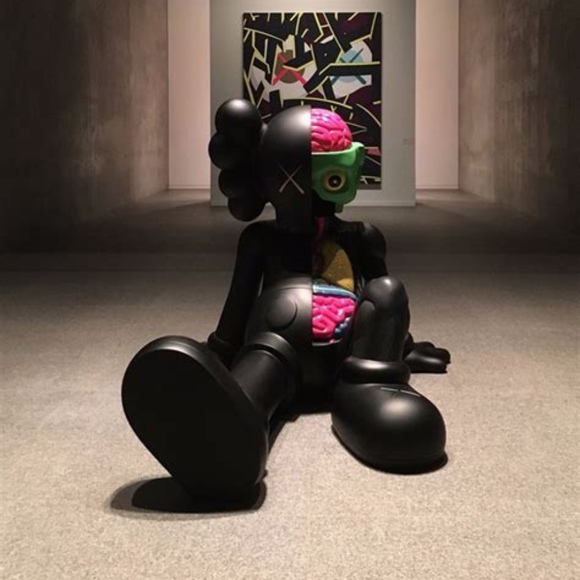 Profile Picture of Monique John (@niqueejae15) on Poshmark