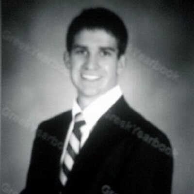 Profile Picture of D Ross (@DanielDRoss) on Twitter