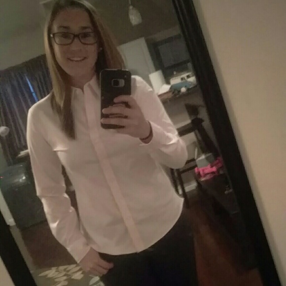 Profile Picture of Mary Brill (@maryebrill) on Poshmark