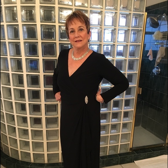 Profile Picture of Dolores Euart (@dweuart) on Poshmark