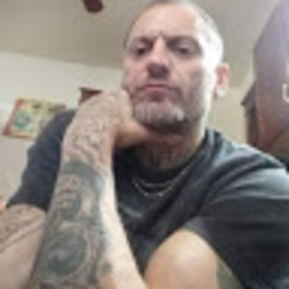 Profile Picture of Kevin Spinks (@kdspinks98) on Poshmark