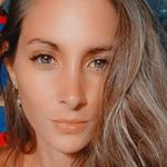 Profile Picture of laura (@annadeyong) on Instagram