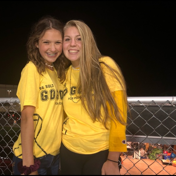 Profile Picture of Hailey Chiappini (@hailey8115) on Poshmark