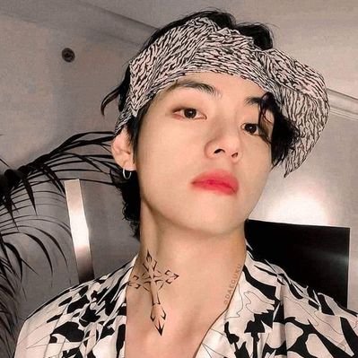 Profile Picture of 엘리 (@Kim_ShyEllie) on Twitter