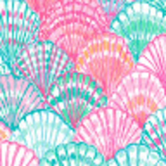 Profile Picture of Lily Hale (@lily_hale) on Poshmark