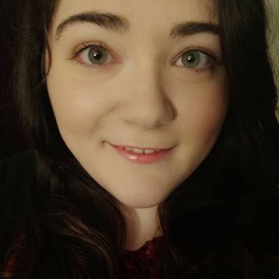 Profile Picture of Claire McKenna (@_clairey) on Twitter