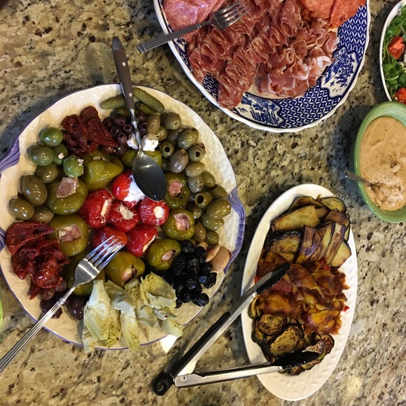 Profile Picture of Catherine Sypher (@cvs0341) on Poshmark