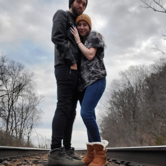 Profile Picture of Steven Trilk (@steventrilk) on Poshmark