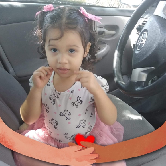 Profile Picture of Alexa Franco (@alexa8815) on Poshmark