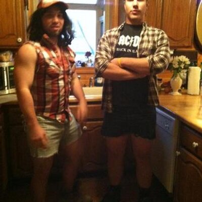 Profile Picture of James Lungaro (@JimDaHobbit) on Twitter