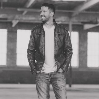 Profile Picture of Aaron Michael (@aaronmichaelfm) on Instagram