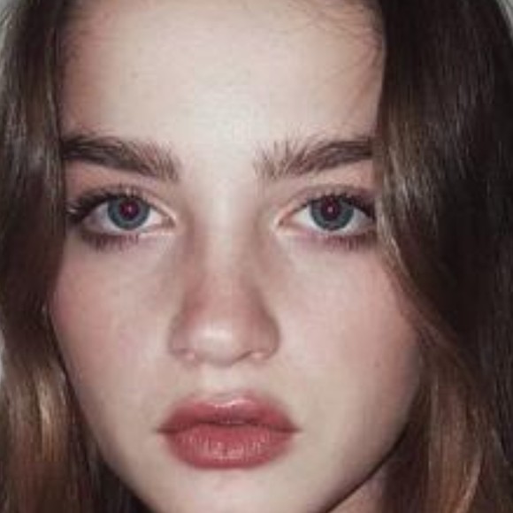 Profile Picture of Patrrcia Coddeia (@luongtampho) on Poshmark