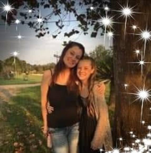 Profile Picture of Ashley Chaudron (@ashleychaudron) on Poshmark