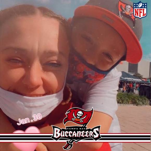 Profile Picture of Tae Bae (@tampatae2018) on Poshmark